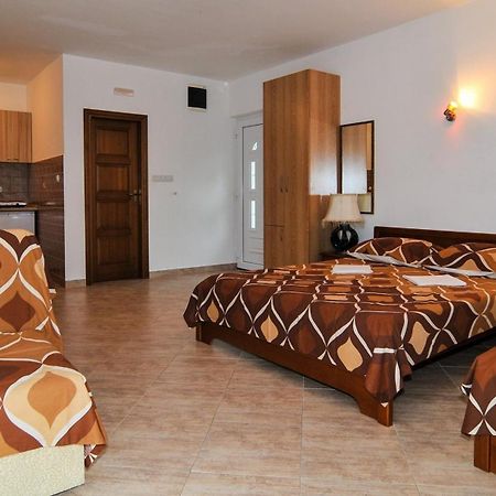 Apartments Samardzic Tivat Bagian luar foto