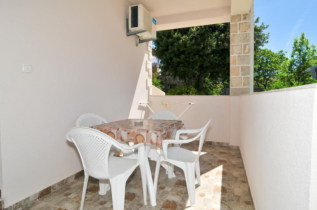 Apartments Samardzic Tivat Bagian luar foto