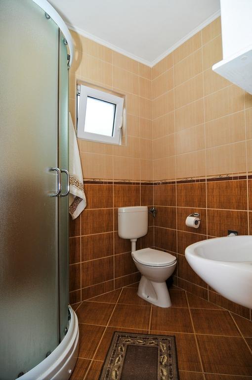 Apartments Samardzic Tivat Bagian luar foto