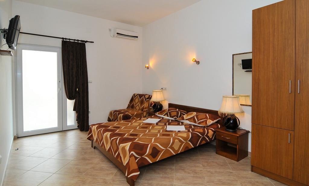 Apartments Samardzic Tivat Bagian luar foto