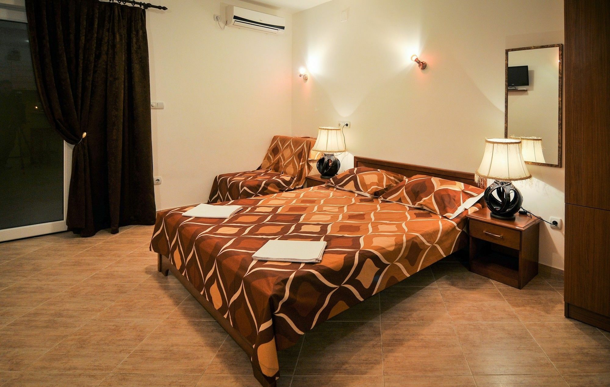 Apartments Samardzic Tivat Bagian luar foto