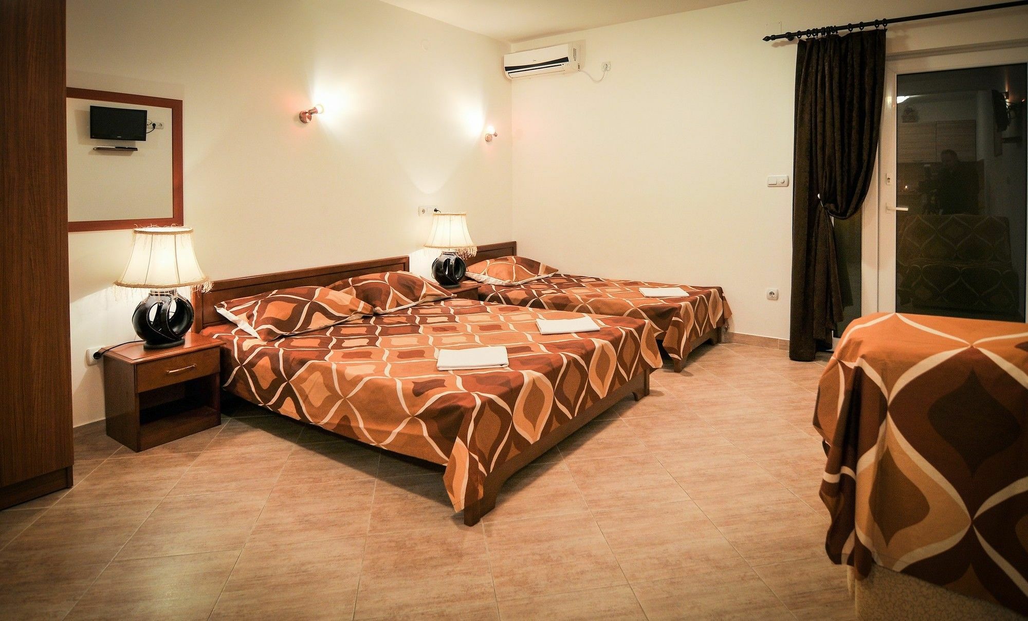 Apartments Samardzic Tivat Bagian luar foto