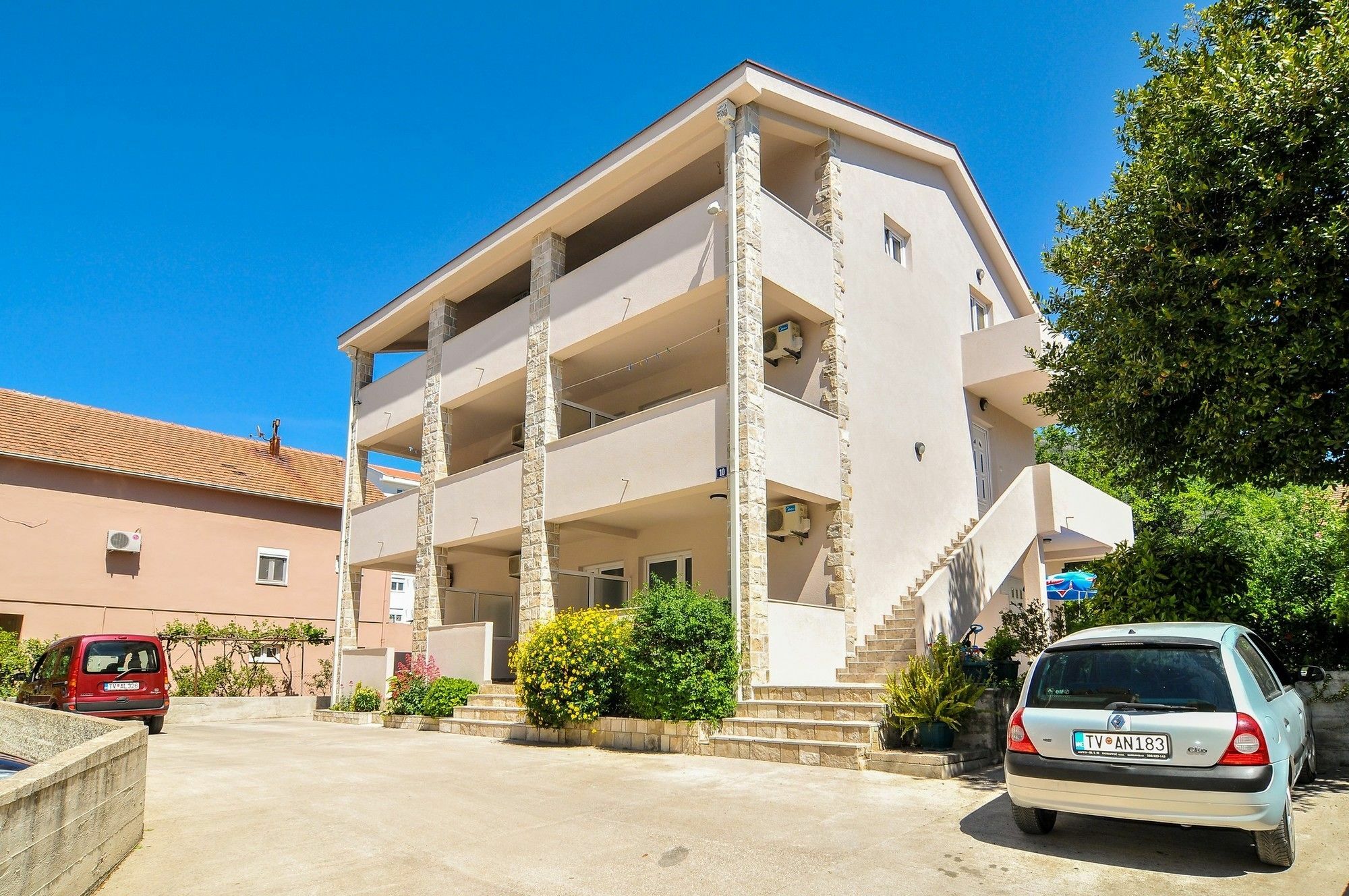 Apartments Samardzic Tivat Bagian luar foto